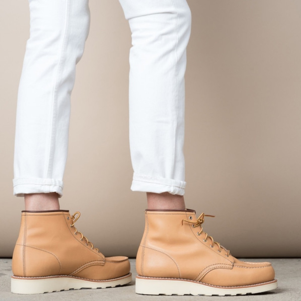 Red Wing Heritage Classic Moc-stored in bag in box